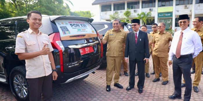 Gaungkan PON, Seluruh Mobil Dinas Pemerintah Aceh Kini Berstiker PON XXI