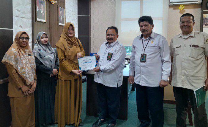 Baitul Mal Aceh Berikan Penghargaan "Taat Zakat" kepada Mahkamah Syar'iyah